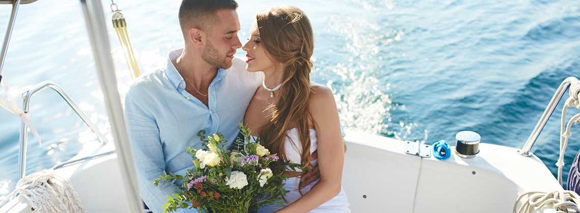 A Look Into The Cost Of Renting A Yacht For Your Wedding